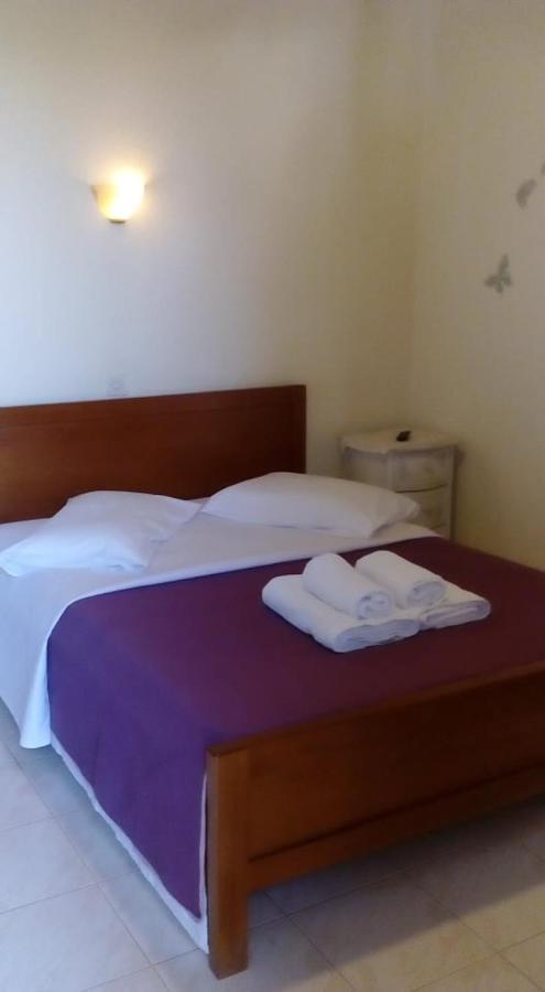 Menelaos Apartments Lefokastro Eksteriør billede